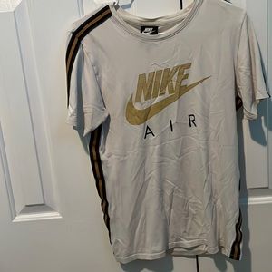 Mens Nike air small tshirt
